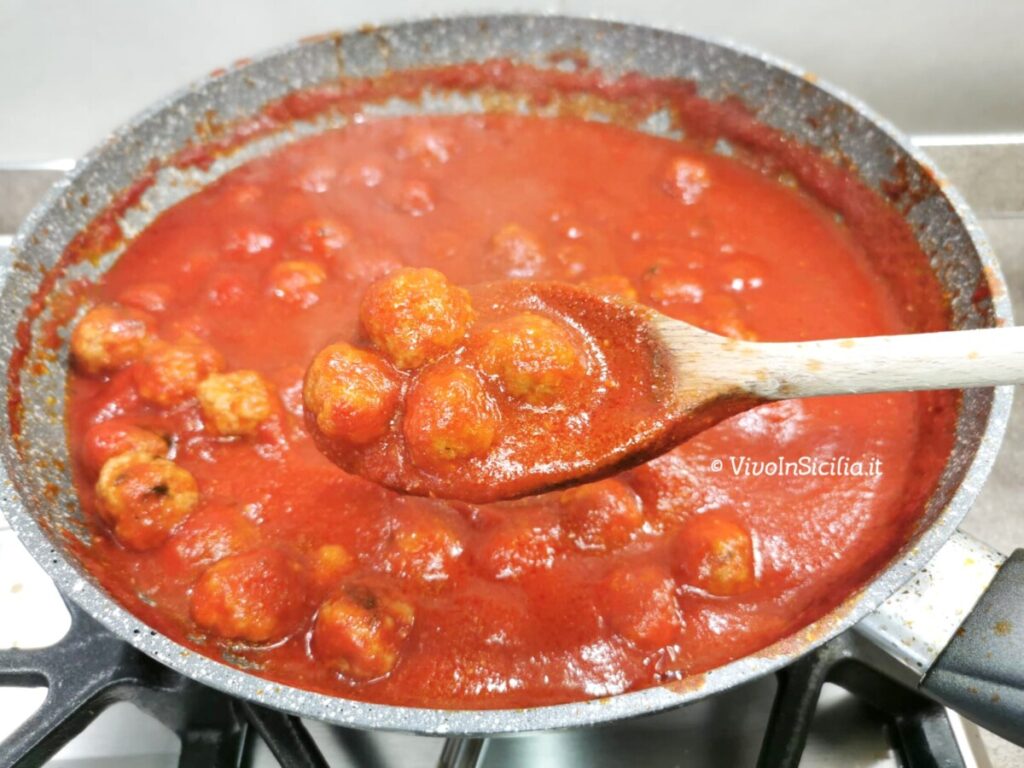 Pasta con le polpette